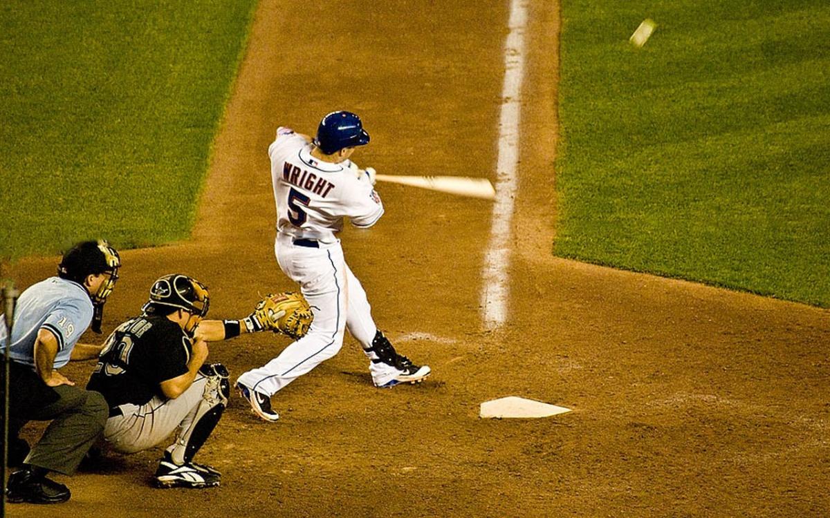 Как получать прибыль, ставя на бейсбол?