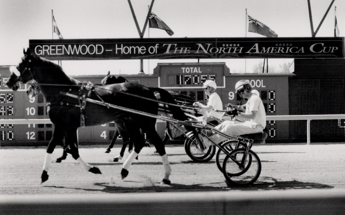Когда сделали первую ставку в букмекерской конторе?
