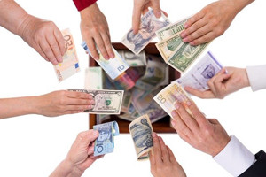 Сколько футболисты тратят на благотворительность?