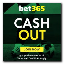 Если у вас есть большой багаж и мощный запас знаний из современного футбола – что ж, похоже, что у вас есть отличная возможность получить хорошие деньги, просто делая ставки на спорт. В теории все очень просто – вам нужно лишь спрогнозировать исход встречи и подкрепить свой прогноз определенной суммой, которая и является вашей ставкой.  Но суровая реальность вносит свои серьезные коррективы в эту идиллию, поскольку вы сможете не только выиграть, но и достаточно проиграть те денежные средства, которые попали к вам в руки. Букмекерские конторы предлагают вам не 100% прибыль, они предлагают вам риск, на который вы должны пойти. Возникает вопрос – как можно добиться успеха, делая ставки на спорт? Мы дадим вам краткий перечень рекомендаций, который если не гарантирует вам выигрыш, то точно убережет от досадных проигрышей. Наши рекомендации Не делайте крупных ставок на один исход, ведь даже самая безопасная финансовая стратегия не гарантирует вам 100% выигрыша по ставке. Заверяем вас, риск присутствует всегда и быть уверенным на 100% в том, что ставка сыграет, нельзя. Лучше всего диверсифицировать риски и поставить сразу несколько ставок в различных матчах. Вам нужен опыт – после того, как вы сумеете его набрать, можно делать ставки на настоящие деньги в букмекерских конторах. Почему бы не проверить свою методику до того, как вы будете рисковать своими деньгами – делайте ставки на бумаге до того, как будете точно уверенны в результативности выбранной стратегии. Либо же имеет смысл делать ставку минимального размера. Помните, что ставки – это не способ стабильного получения легких денег, плюсовая игра весьма сложна. Существует такое мнение – в букмекерской конторе сложно не побеждать, в ней сложно не проигрывать. Аналитическая и рисковая работа – вот, что вам предстоит. Эмоции в букмекерском бизнесе – отвратительный помощник. Эмоции и нервы – вам необходимо это оставить позади в случае, если вы решили начать делать ставку. Никогда не стоит отыгрываться, особенно после крупного поражения. Да, оно может нанести серьезный удар по вашему карману, однако, как показывает практика, необдуманные ставки – самое опасное, что может с вами случиться в букмекерской конторе. По сути, это тот самый случай, когда эмоции берут верх над разумом, и вы рискуете спровоцировать еще более серьезные потери такими действиями. Умерьте эйфорию Эйфория, возникающая после крупного выигрыша, не менее опасна. Не в силах удержать себя в руках, игрок начинает делать необдуманные ставки и верит, что ему удастся выиграть. Традиционно это оканчивается весьма существенными потерями, поскольку вера в свою эксклюзивность играет с вами злую шутку. Важно просчитать и учесть все без исключения детали. Важно учитывать все нюансы, взвешивать все «за» и «против» до момента, пока вы решите сделать еще одну ставку. Live-беттинг – интересное изобретение современности, которое, однако, таит в себе достаточно много опасностей. Если вы не уверены, что составляемый вами прогноз верный, лучше всего подождать, пока матч начнется и ставить в режиме онлайн, реагируя на меняющуюся обстановку на поле. Изучайте как можно больше информации – информация о грядущем матче позволит вам ознакомиться с мнением большого количества людей для того чтобы принять окончательное решение, которое будет не взято с потолка. Ориентир сугубо на коэффициенты, если вы делаете ставки – отвратительная стратегия, которую лучше не использовать вовсе. Очень часто коэффициенты оказываются заниженными или рассчитываются неправильно, что наносит удар вашему кошельку. А так как вам не удастся выигрывать в 100% случаев, то, смеем вас заверить, проигрыши – это вполне нормально и вовсе не является трагедией. Обратите внимание на спортивную статистику – как часто аутсайдеры разрывают фаворитов? Не ставьте на матч, если вы не испытываете уверенности в собственном прогнозе. Также не рекомендуется ставить вообще на все подряд – лучше делать ставки более редко, однако сделать их более результативными. О важности стратегии Наверное, самое важное в ставках на футбол – это стратегии. Выработанная стратегия в футбольных ставках имеет большое значение и, как правило, у профессиональных бетторов она своя. Речь идет о ставках на ничью, догон, ставки на фаворита и многое, многое другое – позже вы начнете создавать и свои уникальные стратегии. К сожалению, очень многие бетторы забывают о том, что ничья в футбольном матче реальна и ее вероятность достаточно велика – 33,3%. Очень многие просто упускают данный момент из виду, поскольку, если рассматривать ничью с  точки зрения азарта, она просто не вписывается в мировоззрение азартного человека. Практика показывает, что ставки на товарищеские матчи не имеют большого смысла. Эти поединки уж очень часто заканчиваются непредсказуемо и предсказывать исход может оказаться очень и очень сложно. По сути, это – лишний риск и предсказывать исходы очень сложно. Если вам написал человек, который предлагает купить результаты договорного матча – гоните его в шею, это чистой воды мошенник. Тратить деньги на подобные «договорняки» нет никакого смысла – уж лучше их просто выбросить. А с точки зрения банальной экономики ставки на коэффициент ниже отметки 1,10 также не имеет никакого смысла – выигрываете копейки, рискуете очень большими (в соотношении) деньгами. У профессиональных бетторов нет кумиров или любимых команд – они мешают мыслить трезво и делать правильные, хорошие ставки. А включение в экспресс свыше 3 исходов – это изначально проигрышная стратегия, поскольку, пусть даже коэффициенты здесь высоки, существует колоссальный риск. Не забывайте о постоянном развитии – вам нужно использовать свои ошибки, учиться на них. Только тогда ваши ставки в букмекерских конторах будут выгодными.