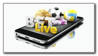 Если у вас есть большой багаж и мощный запас знаний из современного футбола – что ж, похоже, что у вас есть отличная возможность получить хорошие деньги, просто делая ставки на спорт. В теории все очень просто – вам нужно лишь спрогнозировать исход встречи и подкрепить свой прогноз определенной суммой, которая и является вашей ставкой.  Но суровая реальность вносит свои серьезные коррективы в эту идиллию, поскольку вы сможете не только выиграть, но и достаточно проиграть те денежные средства, которые попали к вам в руки. Букмекерские конторы предлагают вам не 100% прибыль, они предлагают вам риск, на который вы должны пойти. Возникает вопрос – как можно добиться успеха, делая ставки на спорт? Мы дадим вам краткий перечень рекомендаций, который если не гарантирует вам выигрыш, то точно убережет от досадных проигрышей. Наши рекомендации Не делайте крупных ставок на один исход, ведь даже самая безопасная финансовая стратегия не гарантирует вам 100% выигрыша по ставке. Заверяем вас, риск присутствует всегда и быть уверенным на 100% в том, что ставка сыграет, нельзя. Лучше всего диверсифицировать риски и поставить сразу несколько ставок в различных матчах. Вам нужен опыт – после того, как вы сумеете его набрать, можно делать ставки на настоящие деньги в букмекерских конторах. Почему бы не проверить свою методику до того, как вы будете рисковать своими деньгами – делайте ставки на бумаге до того, как будете точно уверенны в результативности выбранной стратегии. Либо же имеет смысл делать ставку минимального размера. Помните, что ставки – это не способ стабильного получения легких денег, плюсовая игра весьма сложна. Существует такое мнение – в букмекерской конторе сложно не побеждать, в ней сложно не проигрывать. Аналитическая и рисковая работа – вот, что вам предстоит. Эмоции в букмекерском бизнесе – отвратительный помощник. Эмоции и нервы – вам необходимо это оставить позади в случае, если вы решили начать делать ставку. Никогда не стоит отыгрываться, особенно после крупного поражения. Да, оно может нанести серьезный удар по вашему карману, однако, как показывает практика, необдуманные ставки – самое опасное, что может с вами случиться в букмекерской конторе. По сути, это тот самый случай, когда эмоции берут верх над разумом, и вы рискуете спровоцировать еще более серьезные потери такими действиями. Умерьте эйфорию Эйфория, возникающая после крупного выигрыша, не менее опасна. Не в силах удержать себя в руках, игрок начинает делать необдуманные ставки и верит, что ему удастся выиграть. Традиционно это оканчивается весьма существенными потерями, поскольку вера в свою эксклюзивность играет с вами злую шутку. Важно просчитать и учесть все без исключения детали. Важно учитывать все нюансы, взвешивать все «за» и «против» до момента, пока вы решите сделать еще одну ставку. Live-беттинг – интересное изобретение современности, которое, однако, таит в себе достаточно много опасностей. Если вы не уверены, что составляемый вами прогноз верный, лучше всего подождать, пока матч начнется и ставить в режиме онлайн, реагируя на меняющуюся обстановку на поле. Изучайте как можно больше информации – информация о грядущем матче позволит вам ознакомиться с мнением большого количества людей для того чтобы принять окончательное решение, которое будет не взято с потолка. Ориентир сугубо на коэффициенты, если вы делаете ставки – отвратительная стратегия, которую лучше не использовать вовсе. Очень часто коэффициенты оказываются заниженными или рассчитываются неправильно, что наносит удар вашему кошельку. А так как вам не удастся выигрывать в 100% случаев, то, смеем вас заверить, проигрыши – это вполне нормально и вовсе не является трагедией. Обратите внимание на спортивную статистику – как часто аутсайдеры разрывают фаворитов? Не ставьте на матч, если вы не испытываете уверенности в собственном прогнозе. Также не рекомендуется ставить вообще на все подряд – лучше делать ставки более редко, однако сделать их более результативными. О важности стратегии Наверное, самое важное в ставках на футбол – это стратегии. Выработанная стратегия в футбольных ставках имеет большое значение и, как правило, у профессиональных бетторов она своя. Речь идет о ставках на ничью, догон, ставки на фаворита и многое, многое другое – позже вы начнете создавать и свои уникальные стратегии. К сожалению, очень многие бетторы забывают о том, что ничья в футбольном матче реальна и ее вероятность достаточно велика – 33,3%. Очень многие просто упускают данный момент из виду, поскольку, если рассматривать ничью с  точки зрения азарта, она просто не вписывается в мировоззрение азартного человека. Практика показывает, что ставки на товарищеские матчи не имеют большого смысла. Эти поединки уж очень часто заканчиваются непредсказуемо и предсказывать исход может оказаться очень и очень сложно. По сути, это – лишний риск и предсказывать исходы очень сложно. Если вам написал человек, который предлагает купить результаты договорного матча – гоните его в шею, это чистой воды мошенник. Тратить деньги на подобные «договорняки» нет никакого смысла – уж лучше их просто выбросить. А с точки зрения банальной экономики ставки на коэффициент ниже отметки 1,10 также не имеет никакого смысла – выигрываете копейки, рискуете очень большими (в соотношении) деньгами. У профессиональных бетторов нет кумиров или любимых команд – они мешают мыслить трезво и делать правильные, хорошие ставки. А включение в экспресс свыше 3 исходов – это изначально проигрышная стратегия, поскольку, пусть даже коэффициенты здесь высоки, существует колоссальный риск. Не забывайте о постоянном развитии – вам нужно использовать свои ошибки, учиться на них. Только тогда ваши ставки в букмекерских конторах будут выгодными.